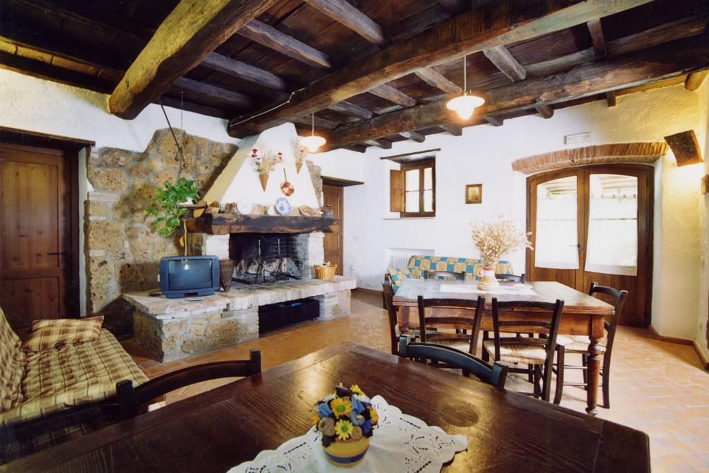 Вилла Agriturismo Poggio Porsenna - Con Piscina Proceno Экстерьер фото