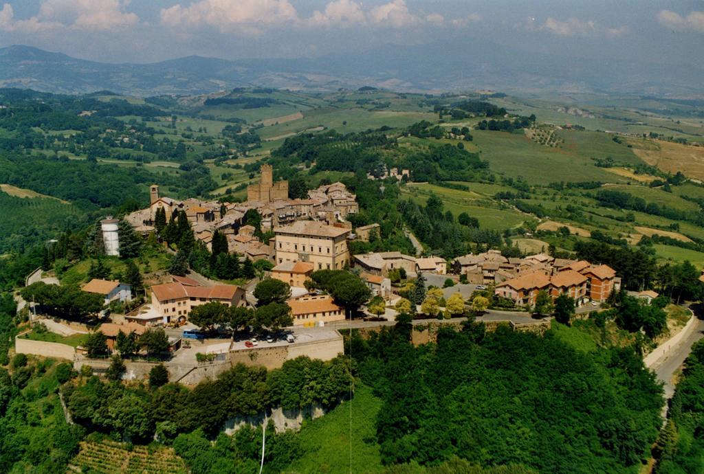 Вилла Agriturismo Poggio Porsenna - Con Piscina Proceno Экстерьер фото